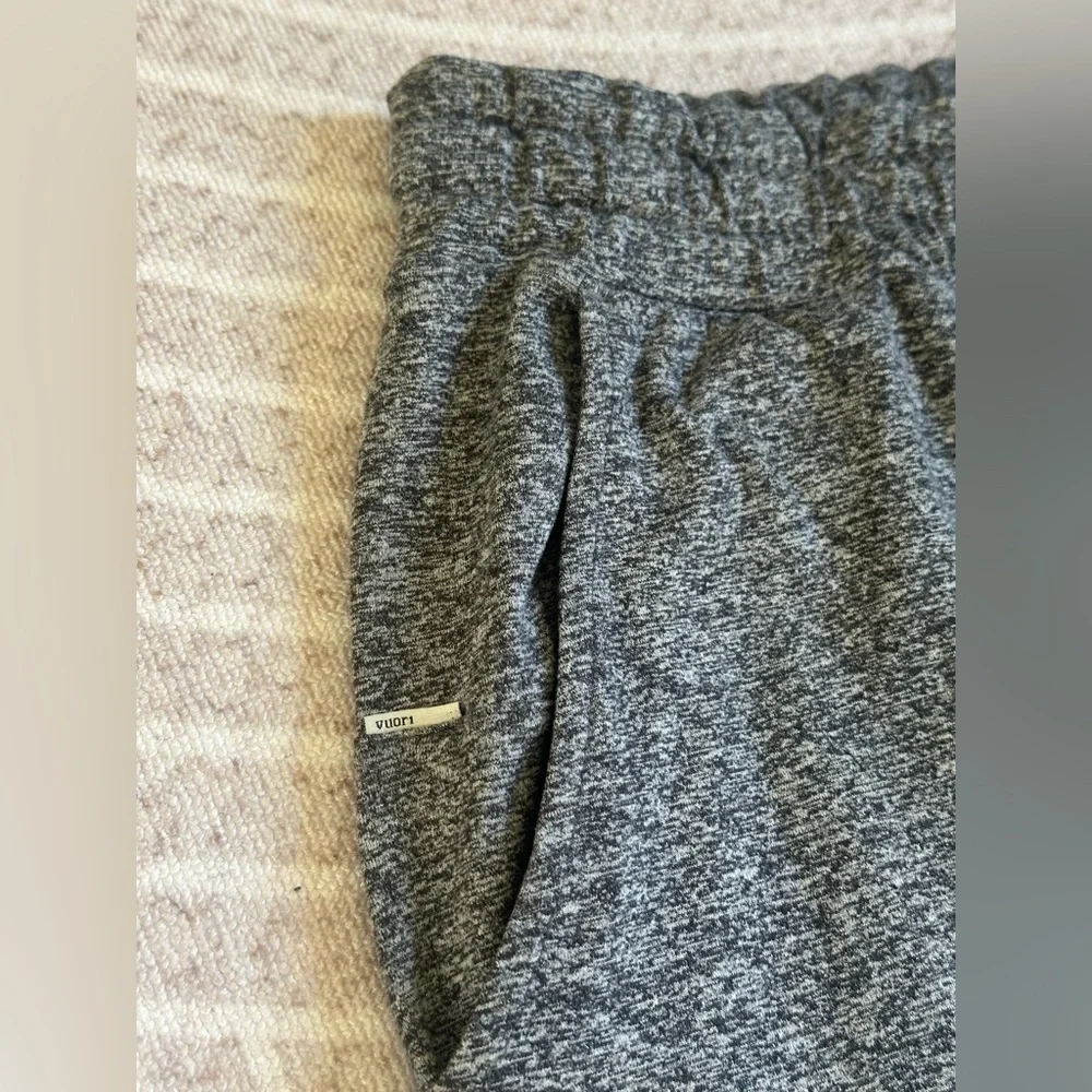 Vuori Ponto Performance Pants Mens XXL Gray Heather Stretch Soft Sport Gym